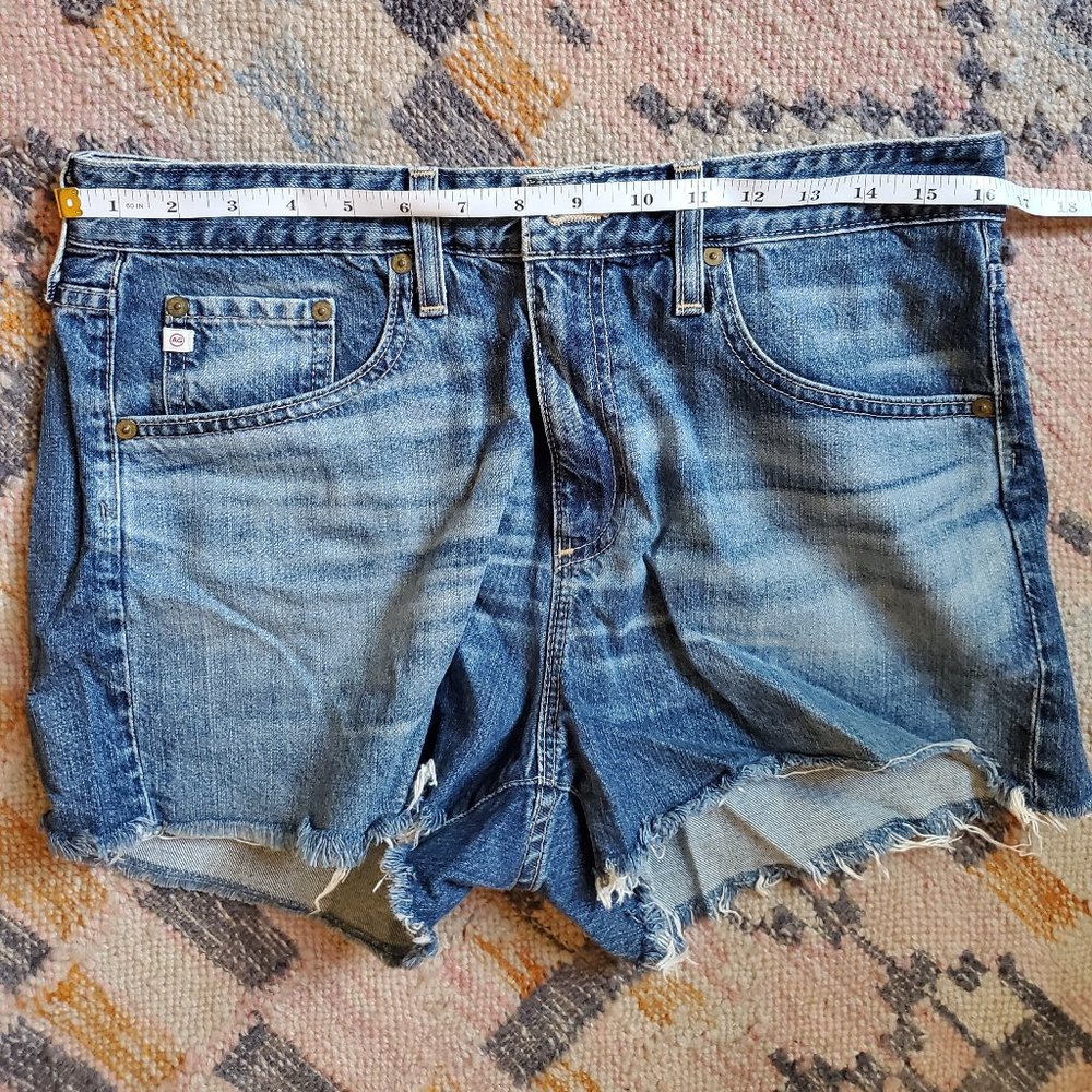 AG Sadie High Rise Short Size 31